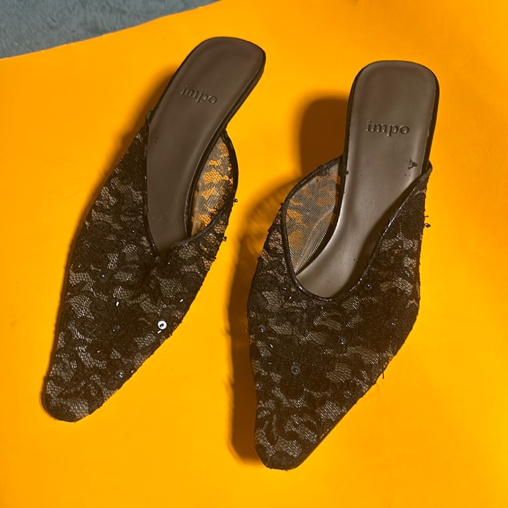 Lace kitten heel slippers size 7